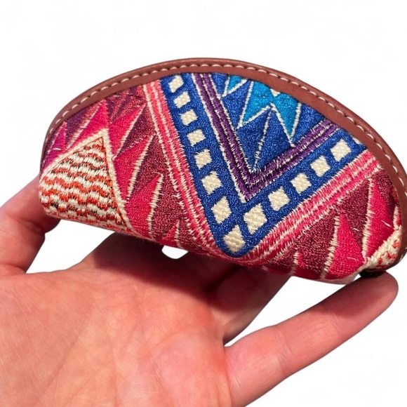 Colorful Geometric Pattern Clutch - Picture 2 of 4